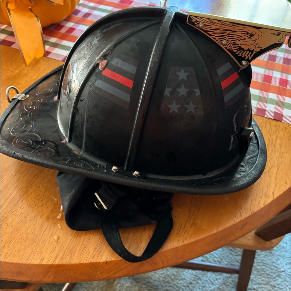 Black Firefighter Helmet with Eagle Emblem